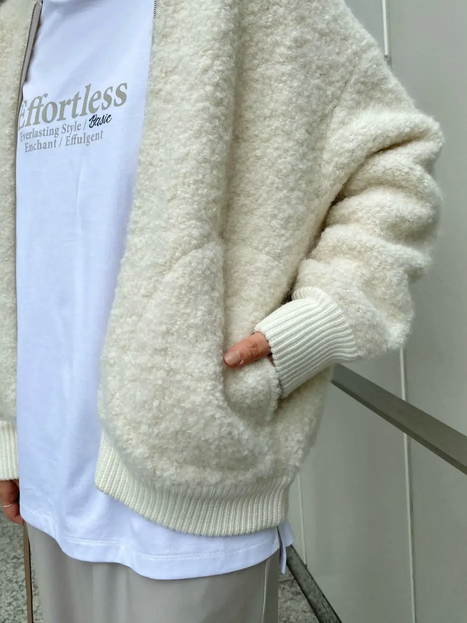 23区 秋葉 コーディネート画像