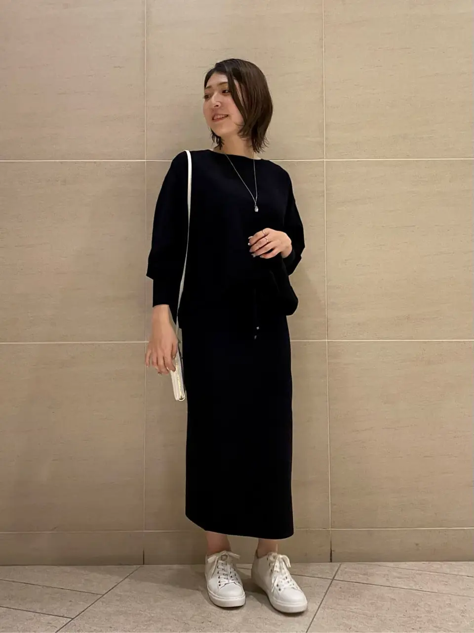  スタッフy コーディネート画像