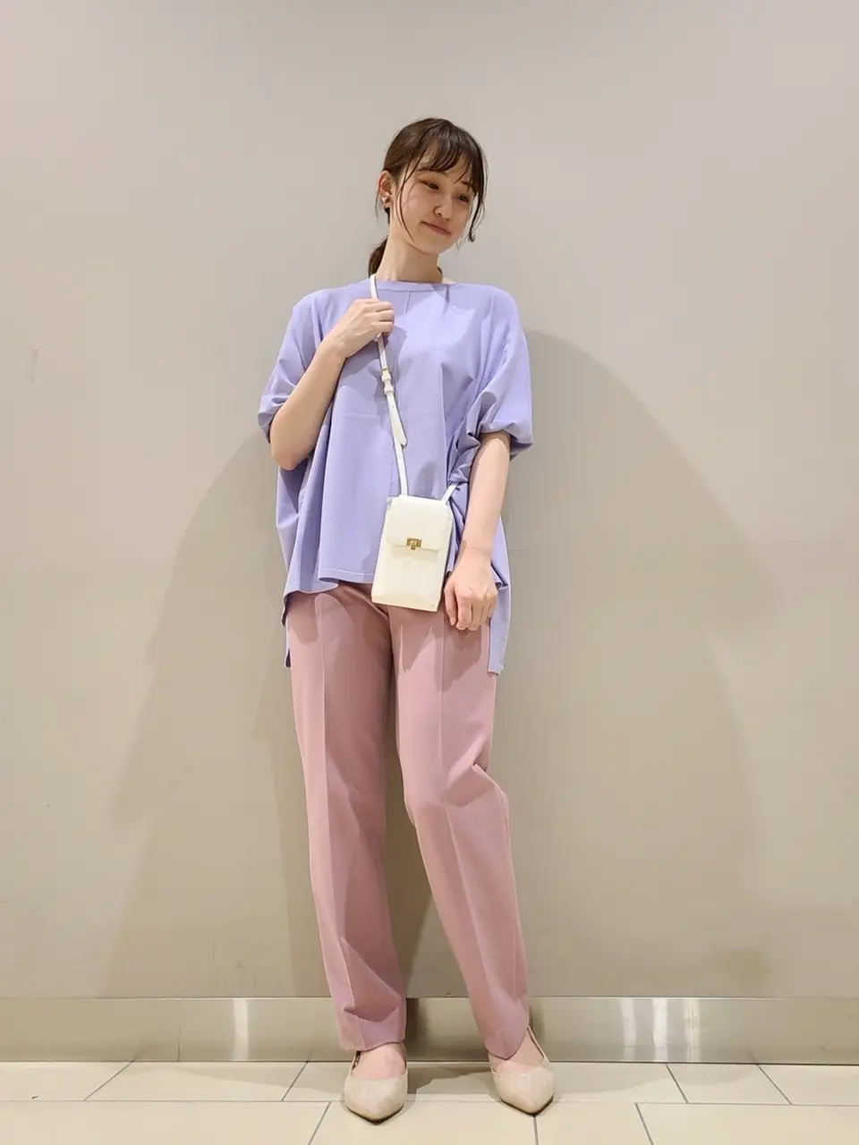  スタッフ. コーディネート画像