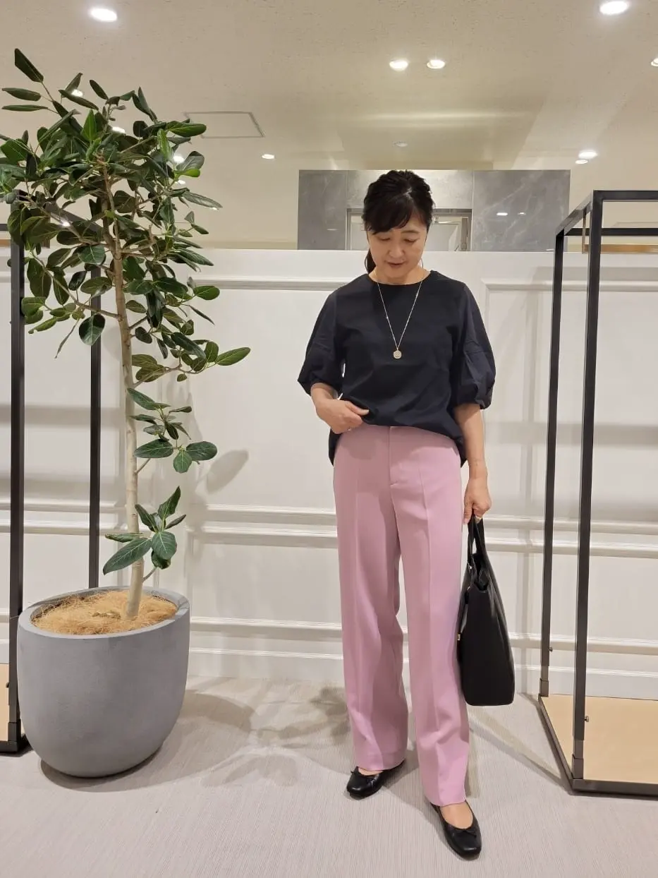  新保 コーディネート画像