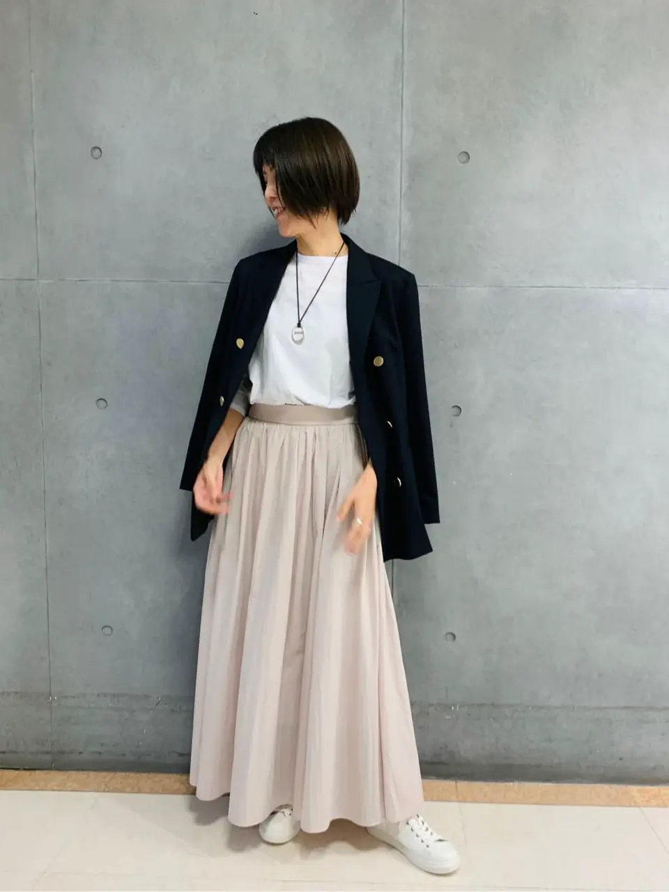  スタッフ  コーディネート画像