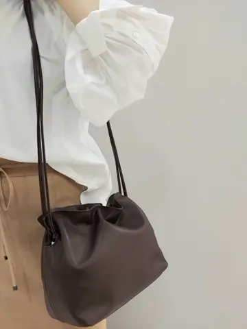 23区 阿多 コーディネート画像