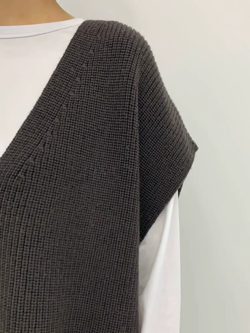 23区 秋葉 コーディネート画像