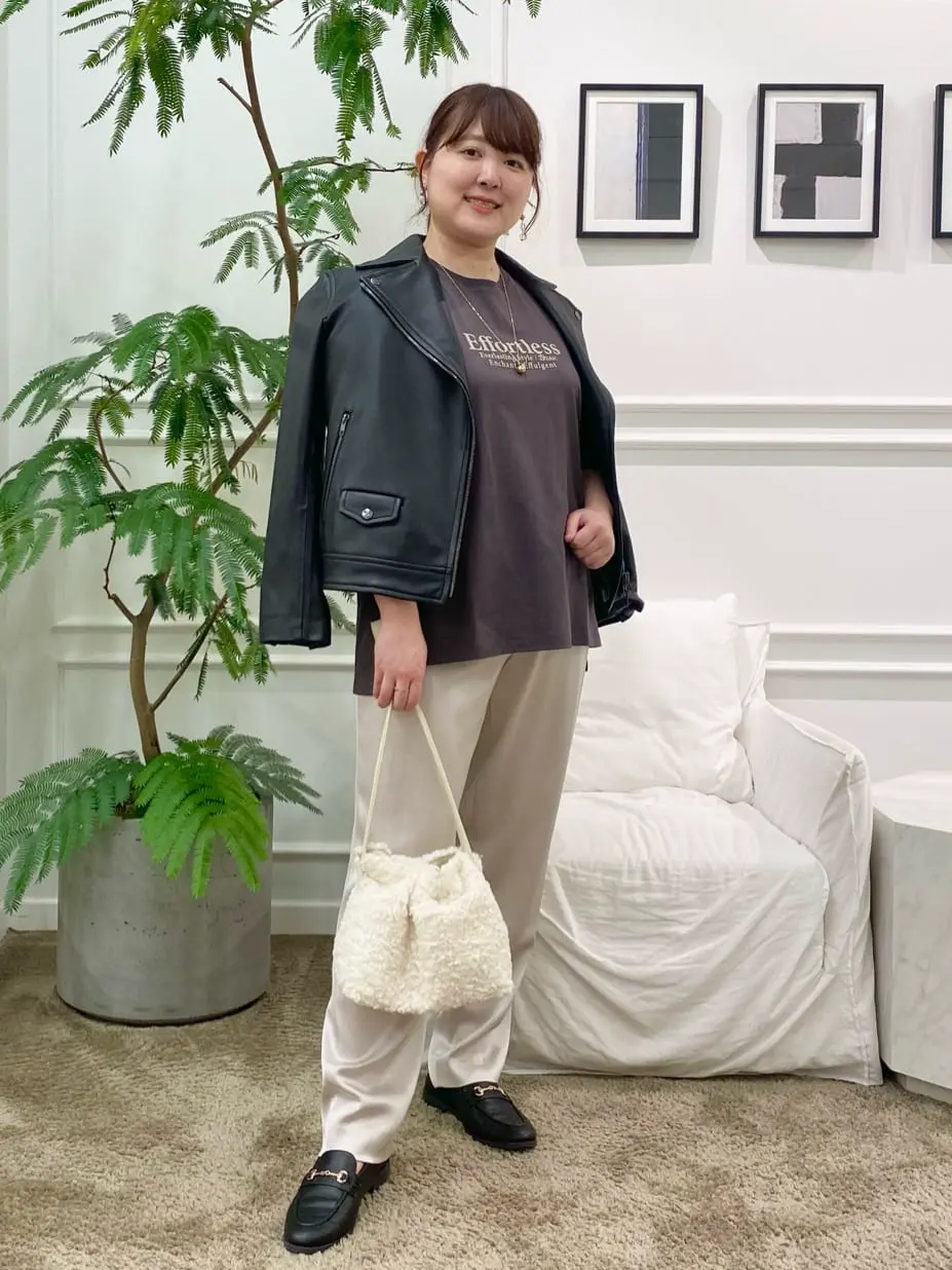 23区 藤原 コーディネート画像