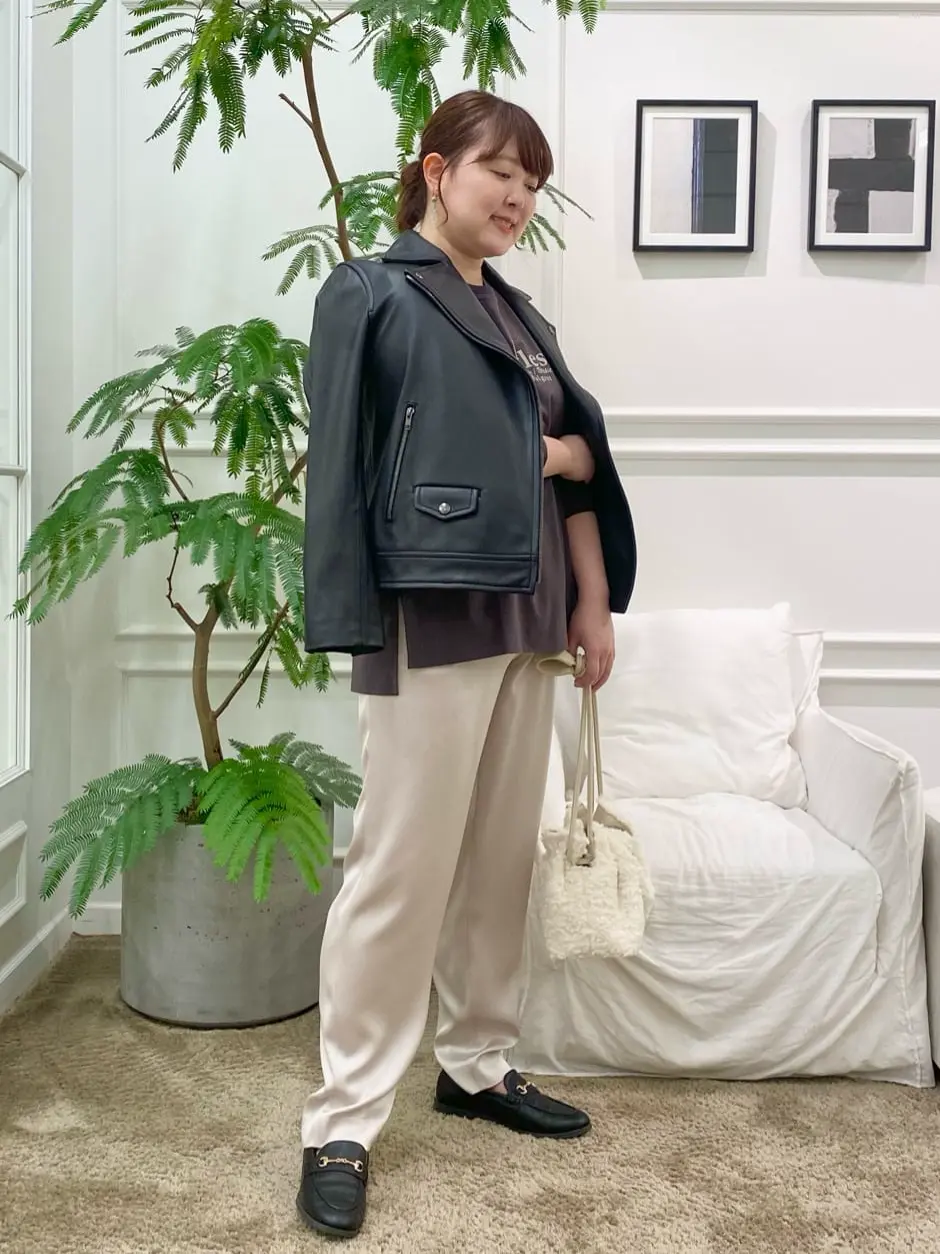 23区 藤原 コーディネート画像