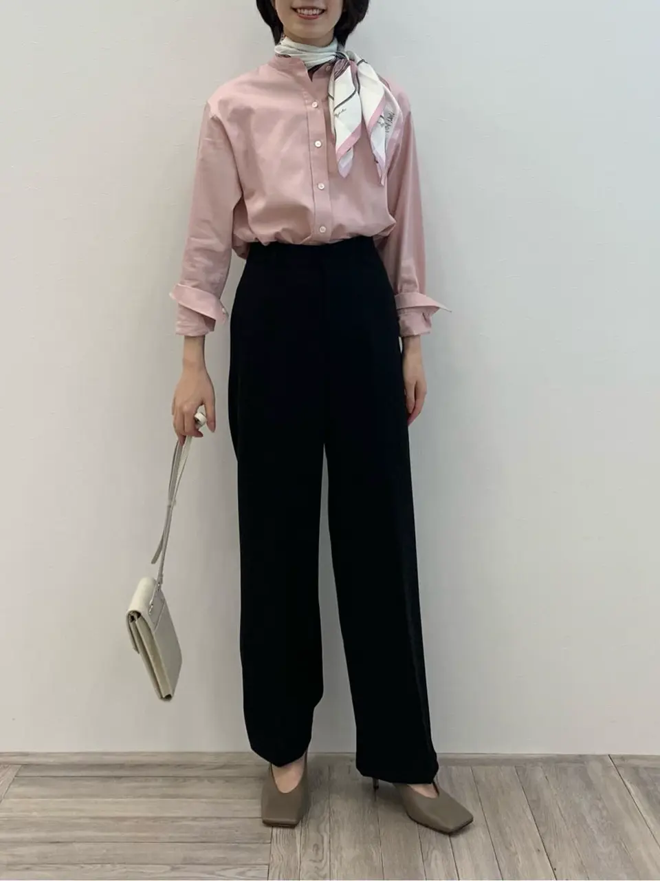 23区 板垣 コーディネート画像