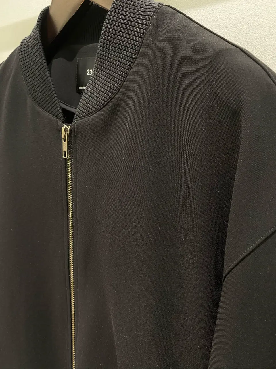 23区 藤原 コーディネート画像