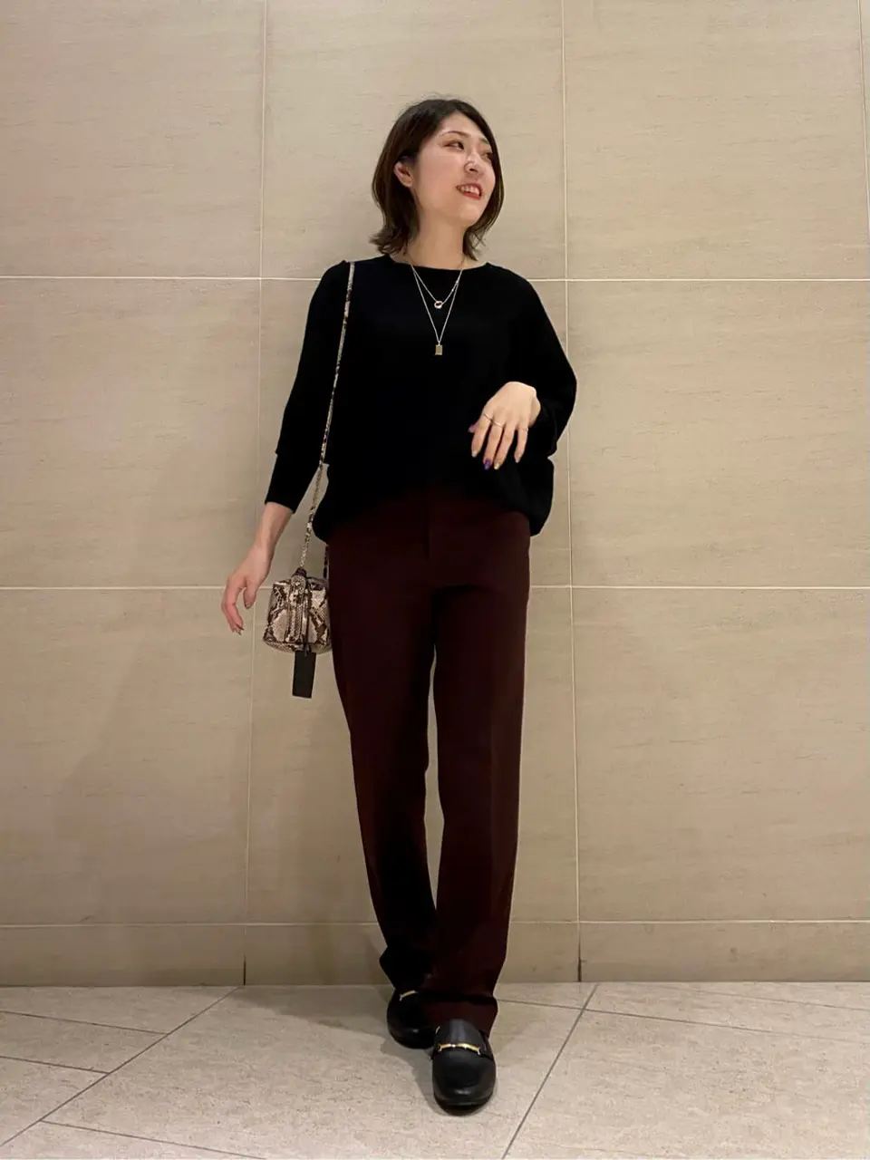  スタッフy コーディネート画像