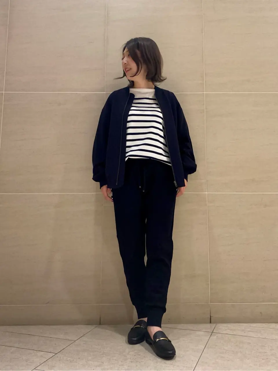  スタッフy コーディネート画像