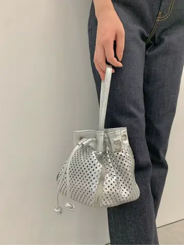 23区 板垣 コーディネート画像