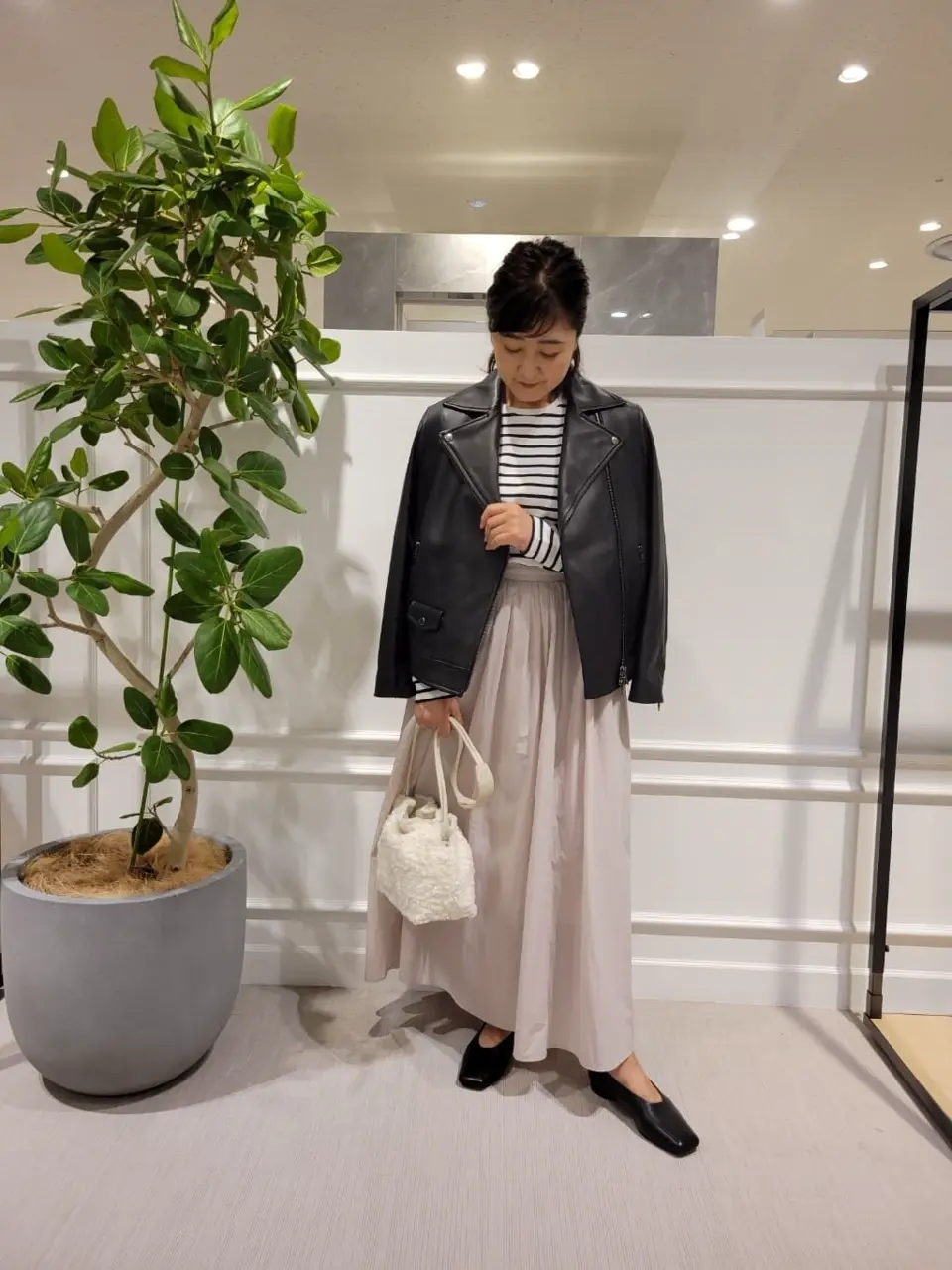  新保 コーディネート画像