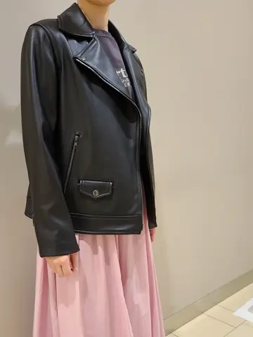 23区 スタッフ. コーディネート画像