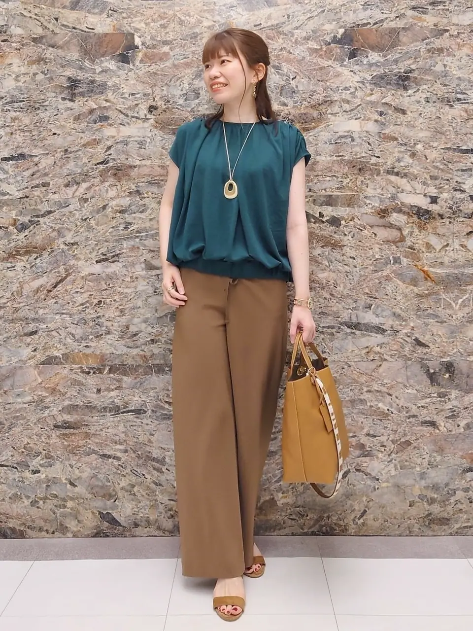 23区 五十立 コーディネート画像