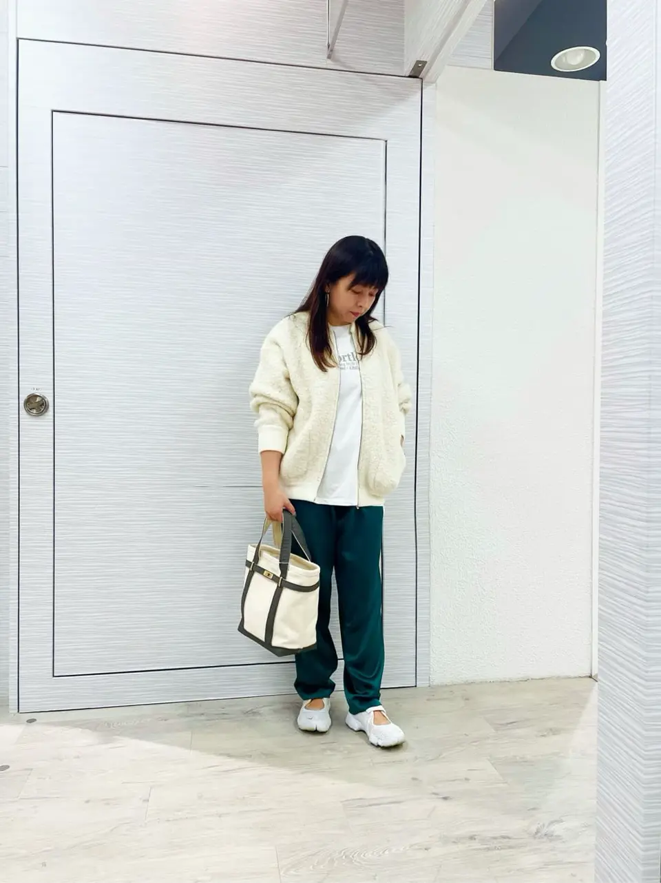  スタッフ コーディネート画像