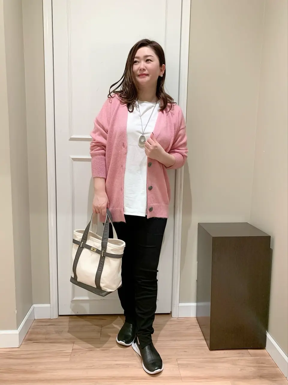  江川 コーディネート画像