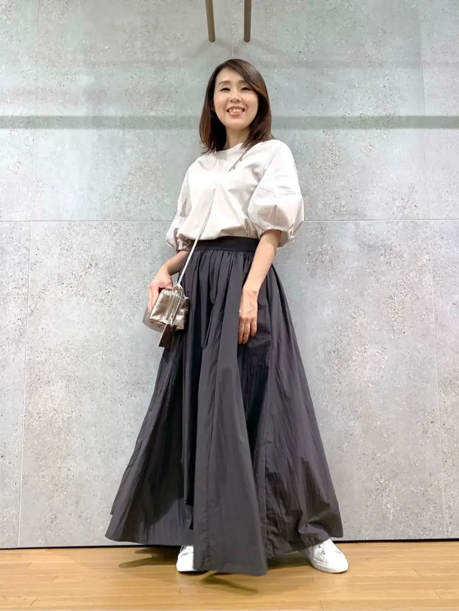  宇井 コーディネート画像