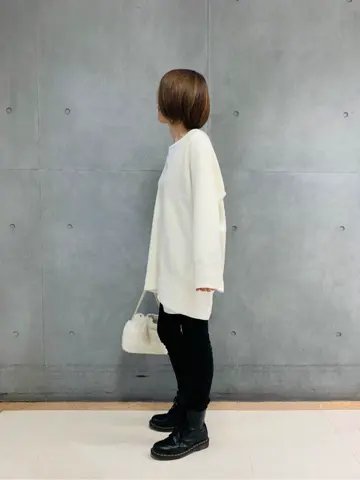 23区 スタッフ  コーディネート画像