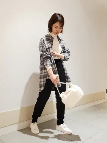 23区 伊藤 コーディネート画像