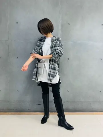 23区 スタッフ  コーディネート画像