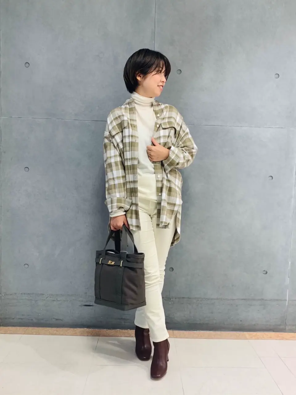  スタッフ コーディネート画像