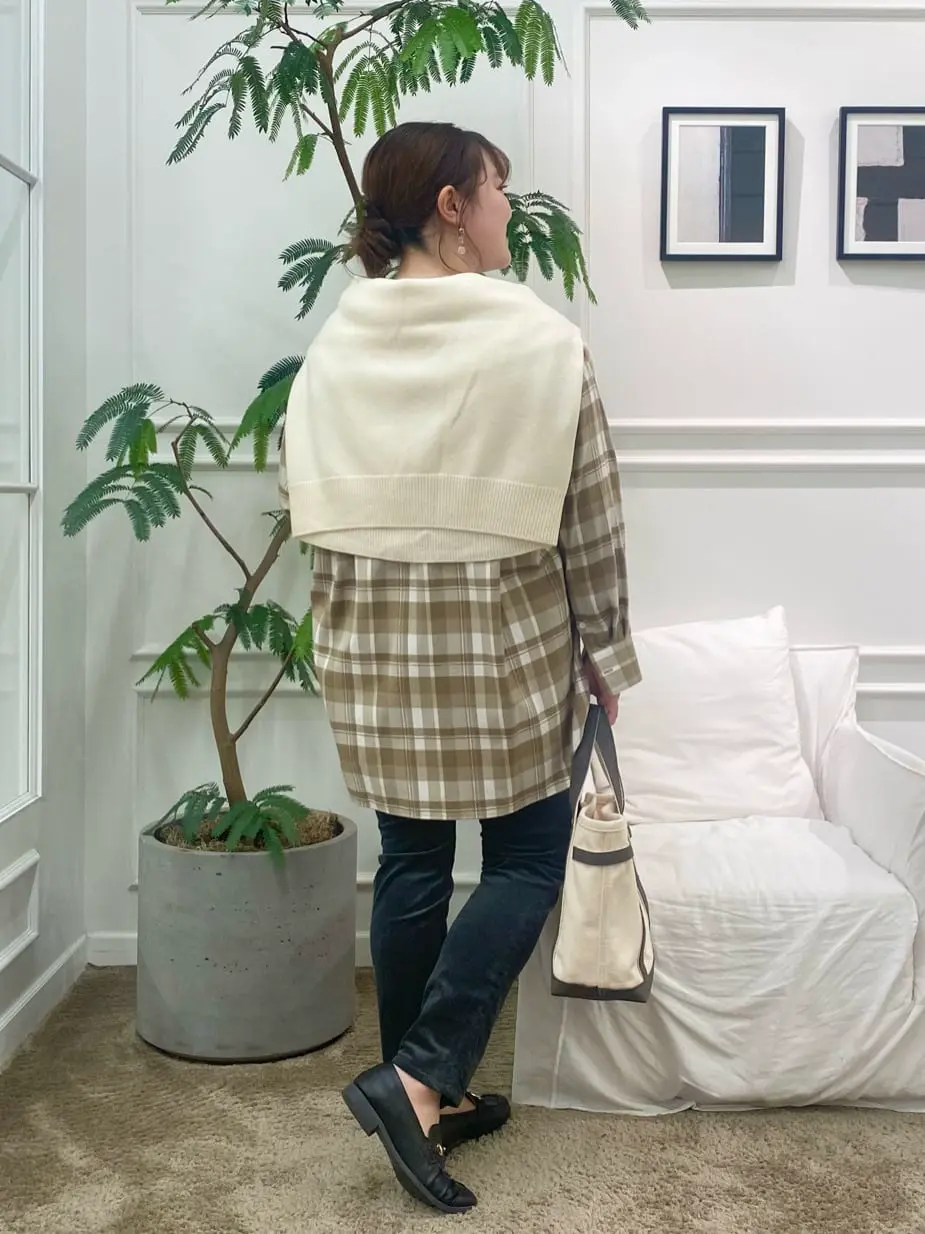 23区 藤原 コーディネート画像