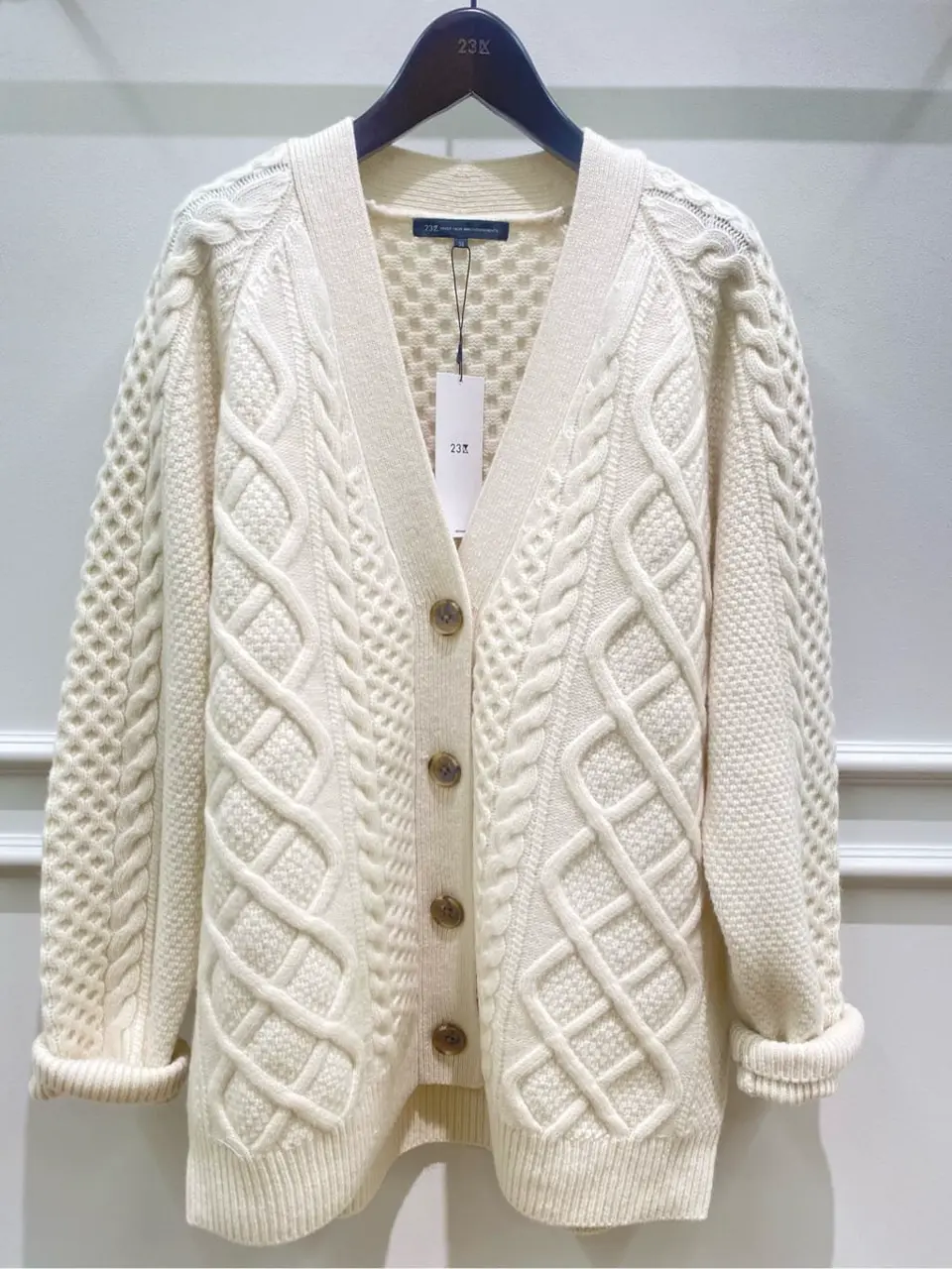 23区 藤原 コーディネート画像