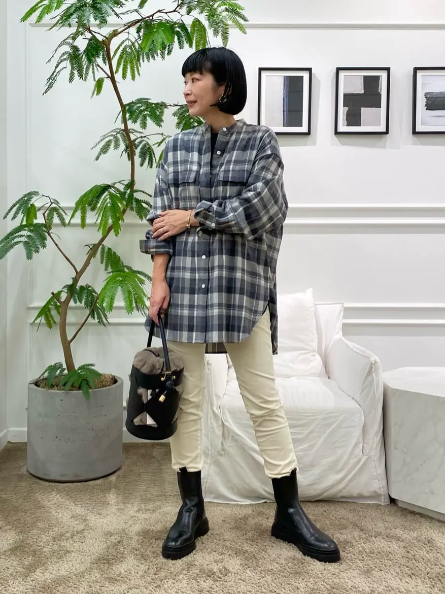 23区 岡本 コーディネート画像