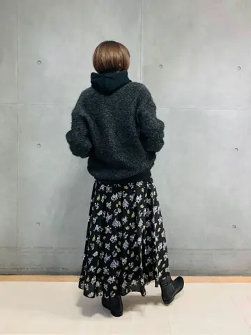 23区 スタッフ  コーディネート画像