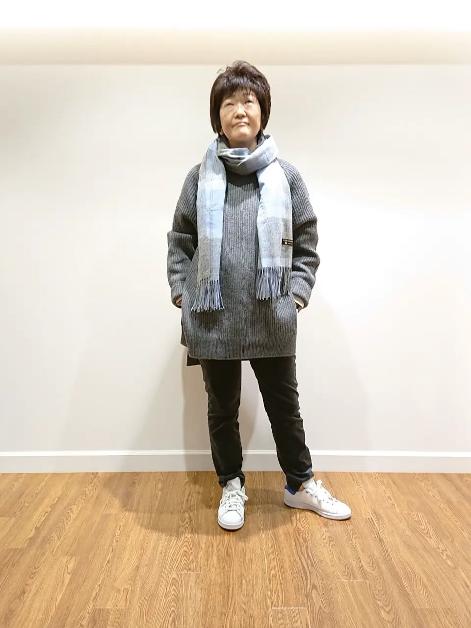  コミヤ コーディネート画像