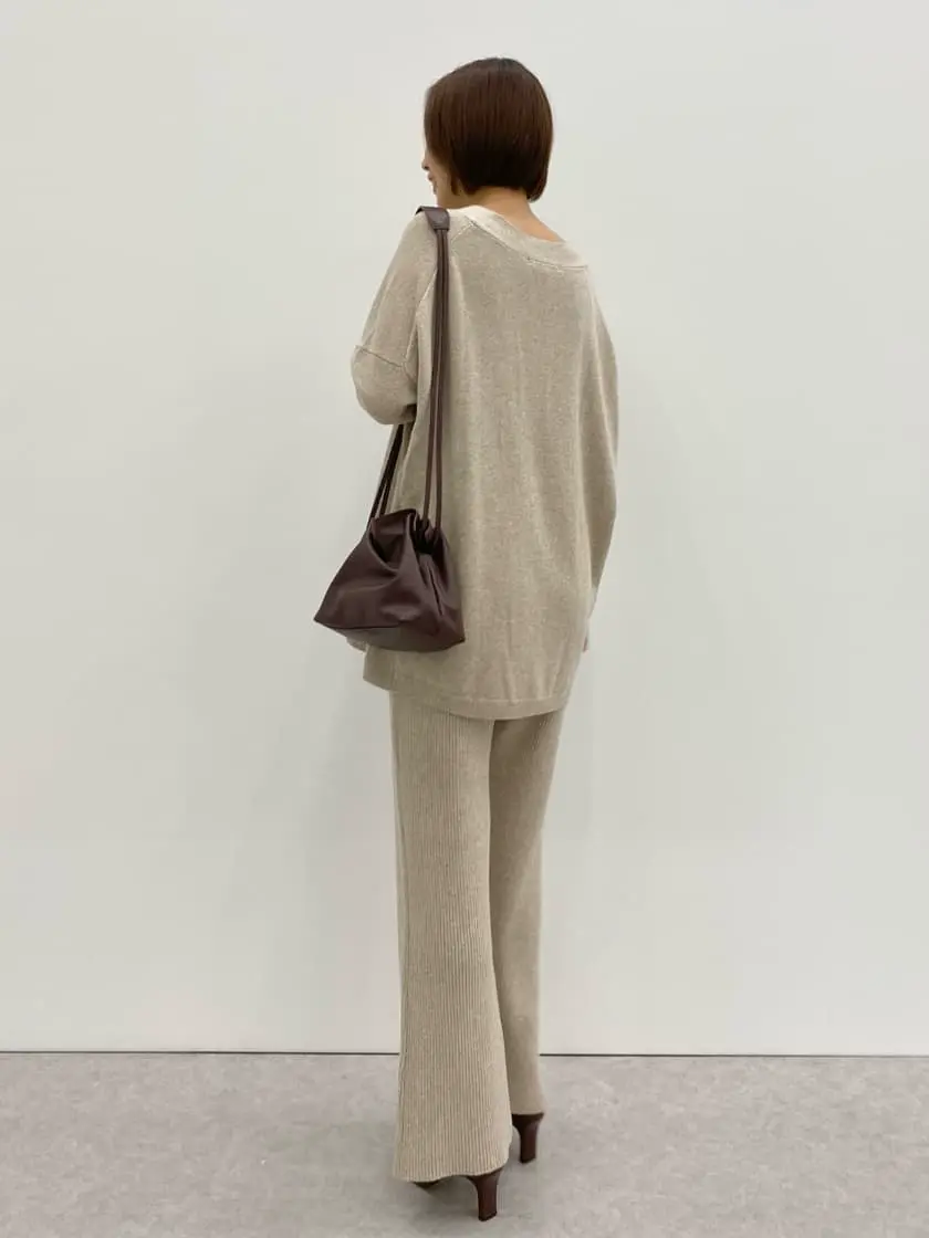 23区 秋葉 コーディネート画像