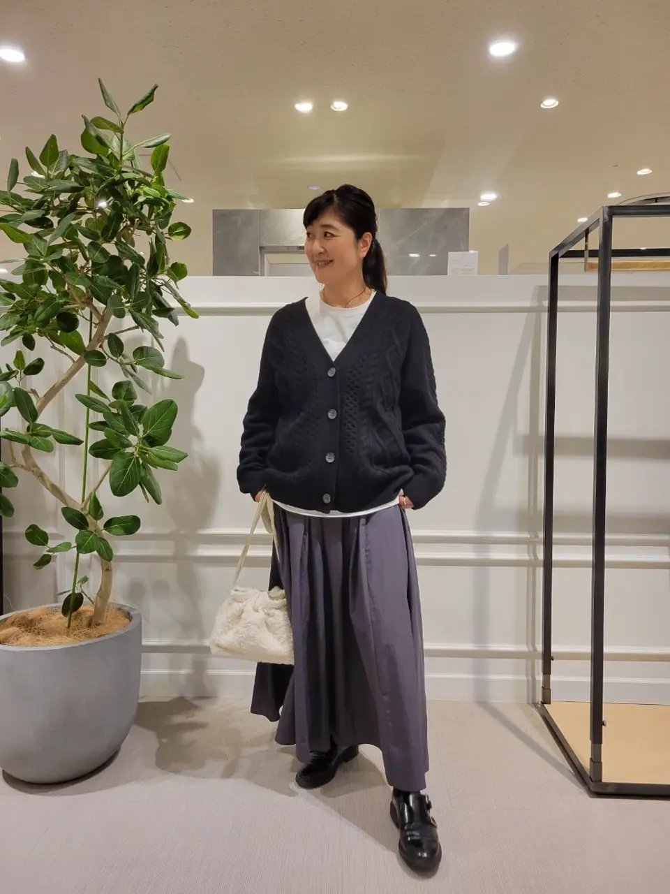  新保 コーディネート画像