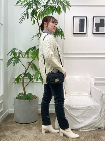 23区 藤原 コーディネート画像