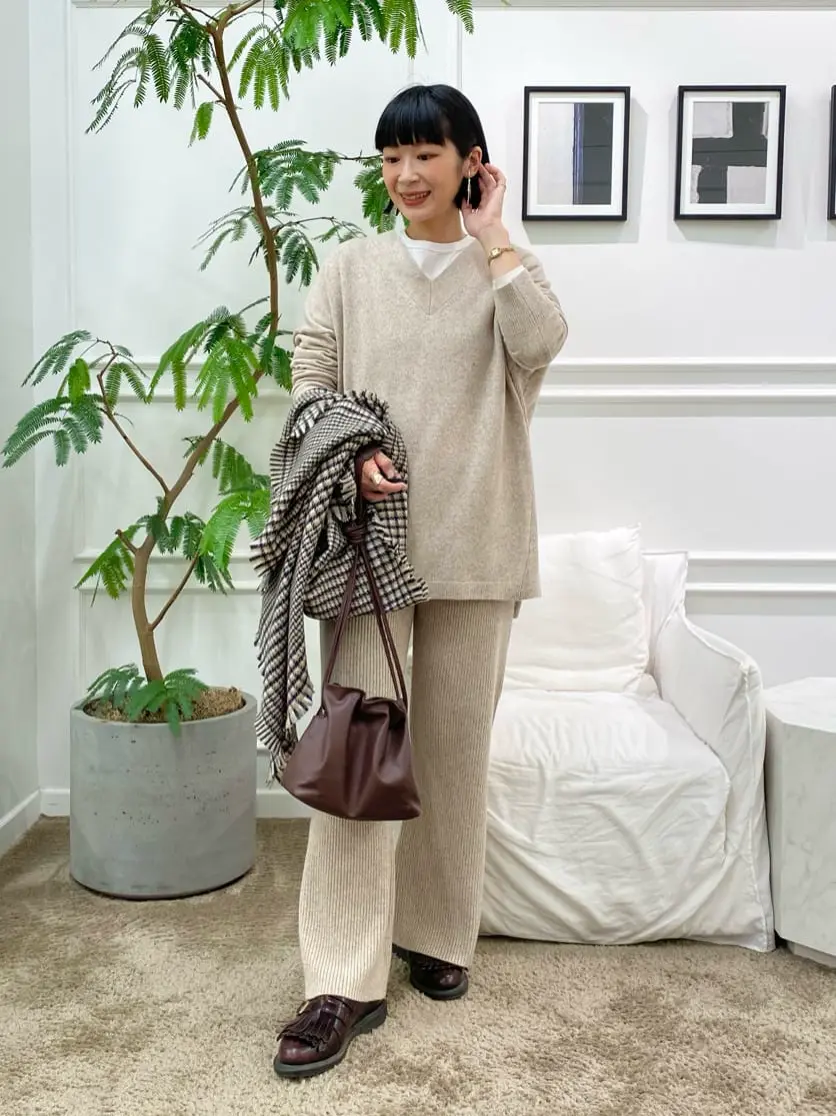 23区 岡本 コーディネート画像