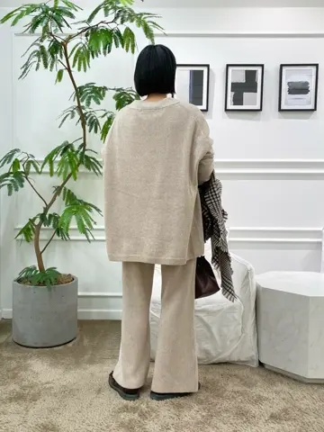 23区 岡本 コーディネート画像