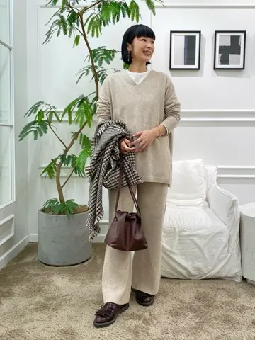 23区 岡本 コーディネート画像