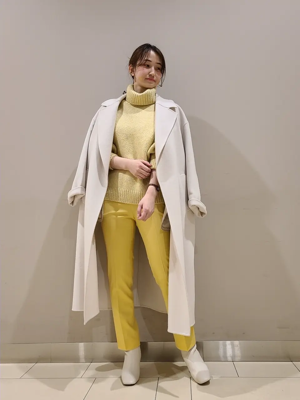  スタッフ. コーディネート画像