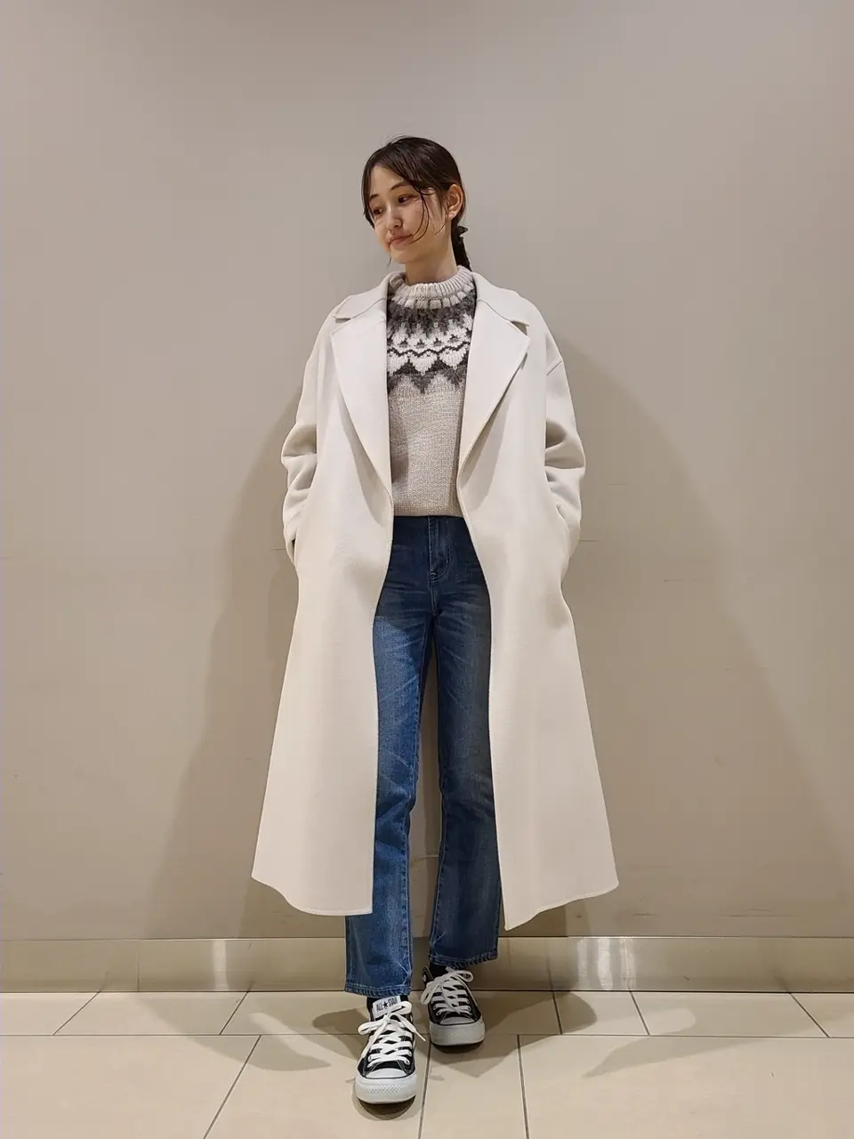  スタッフ. コーディネート画像