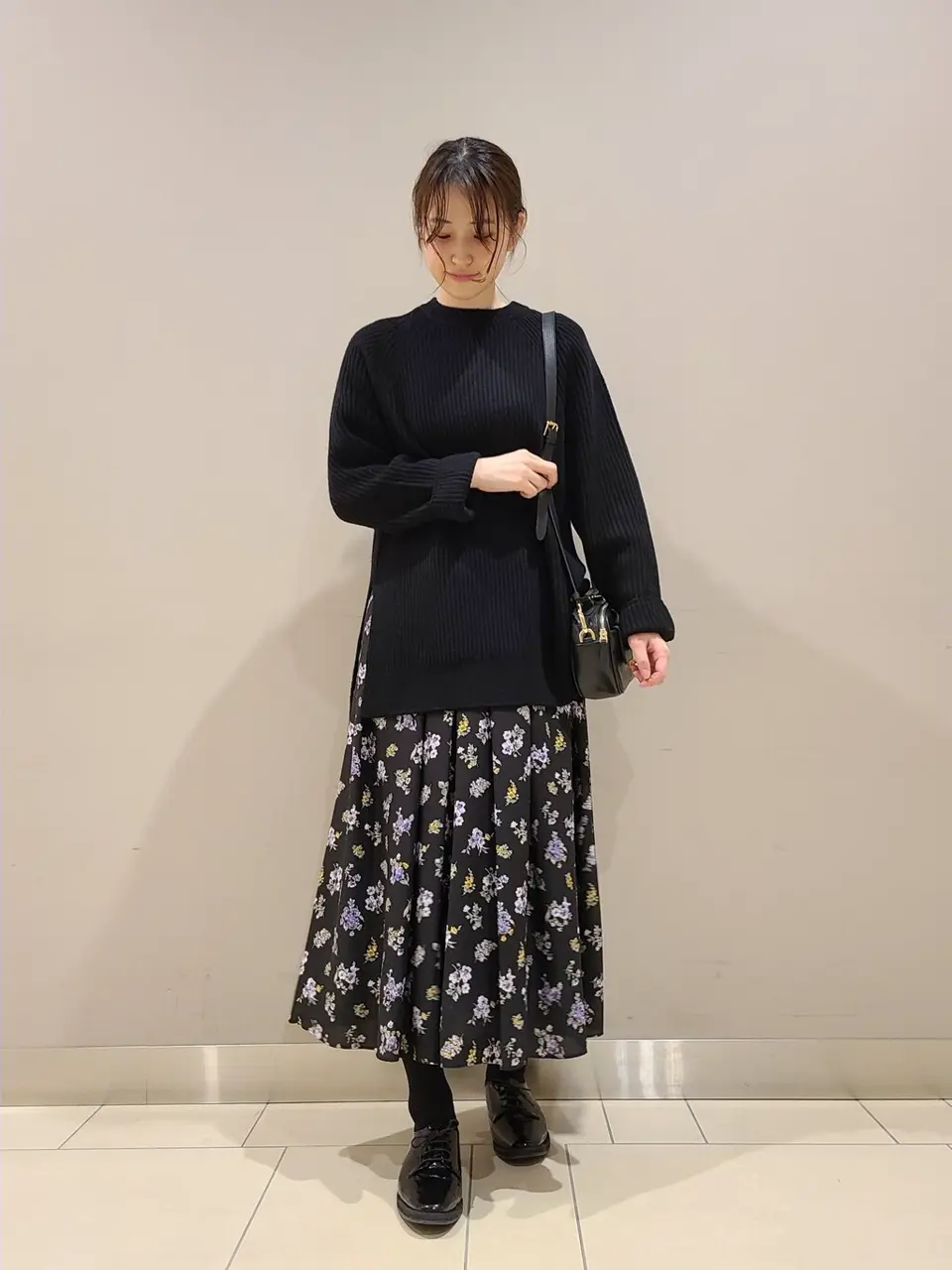  スタッフ. コーディネート画像