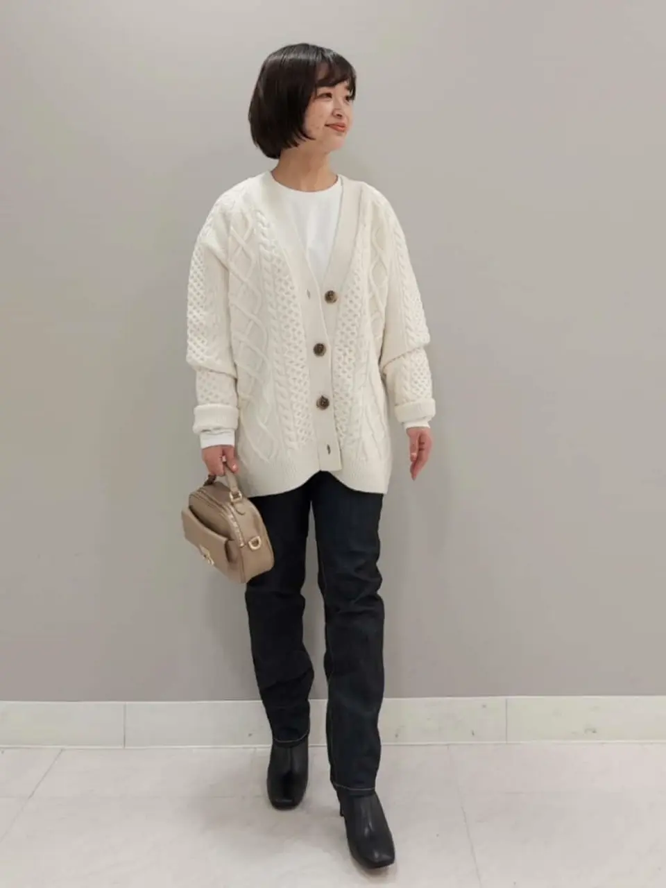  阿多 コーディネート画像