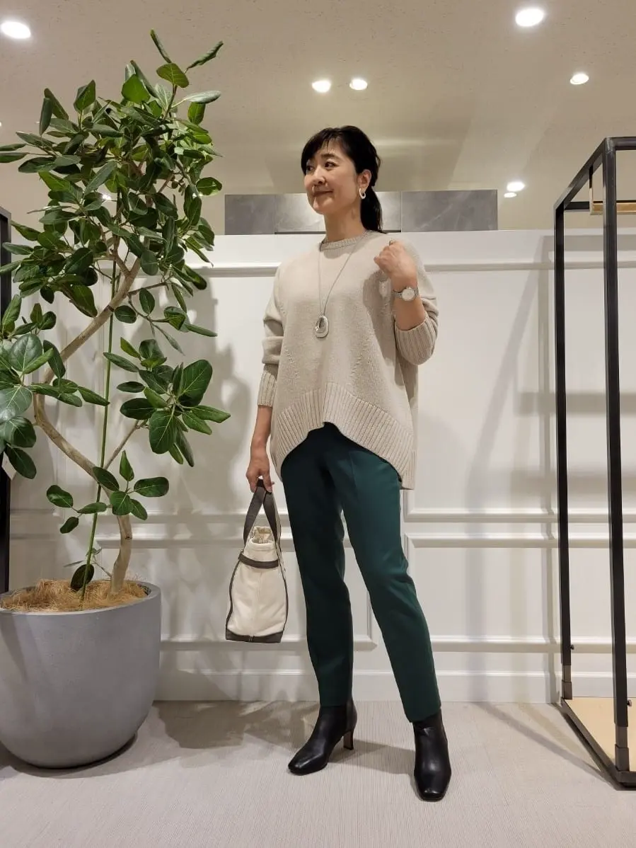  新保 コーディネート画像