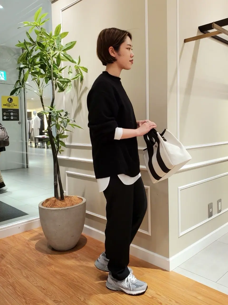 23区 伊藤 コーディネート画像