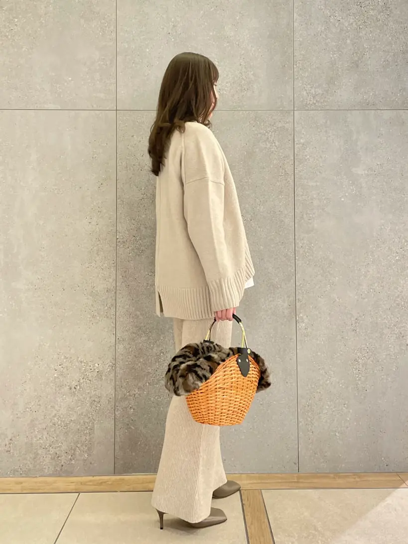 23区 善家 コーディネート画像