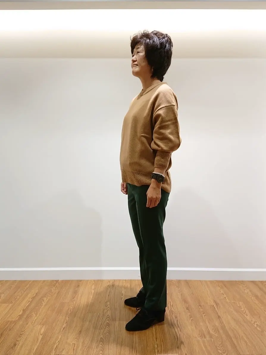 23区 コミヤ コーディネート画像