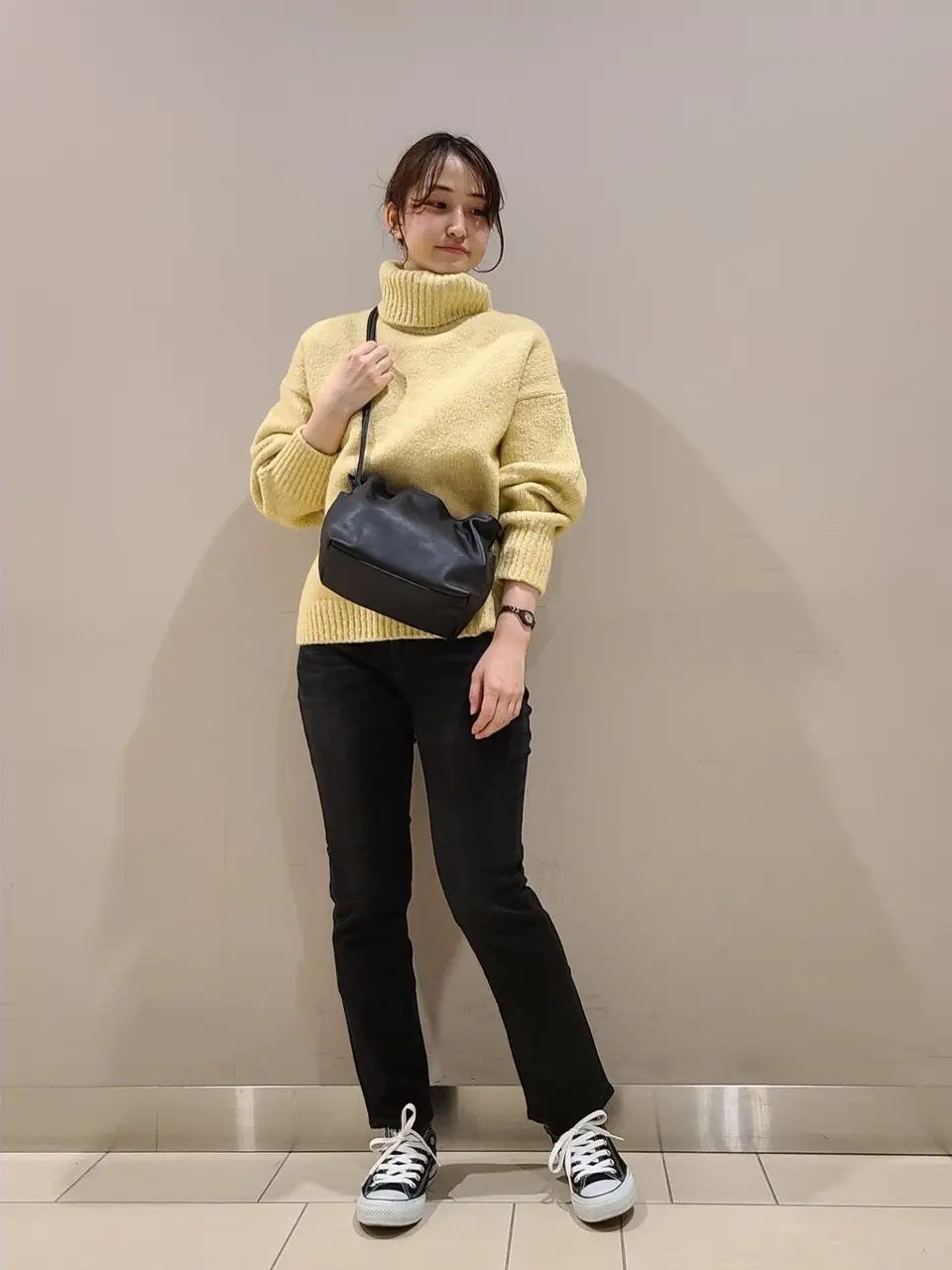  スタッフ. コーディネート画像