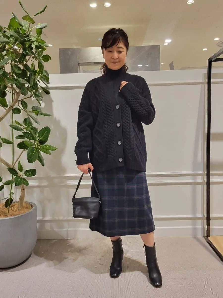  新保 コーディネート画像