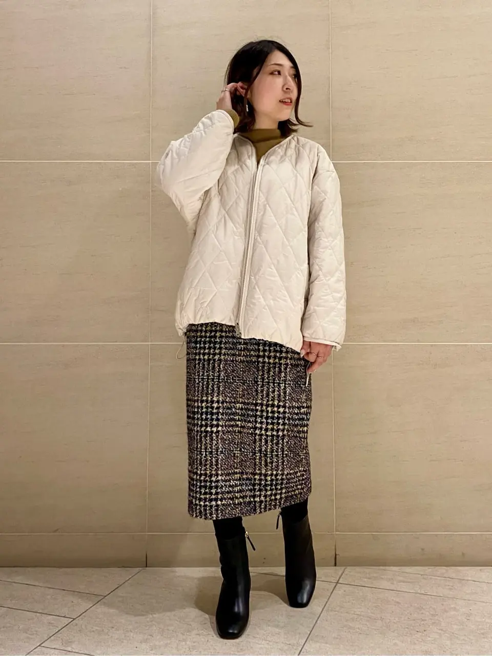  スタッフy コーディネート画像