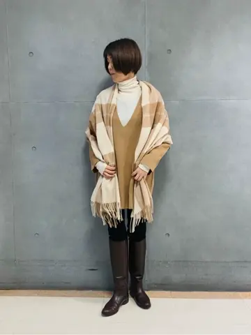 23区 スタッフ  コーディネート画像