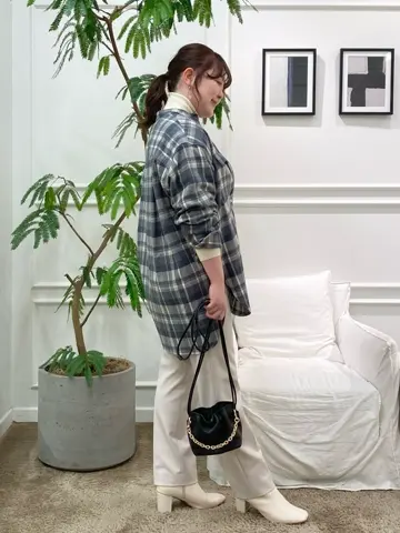 23区 藤原 コーディネート画像