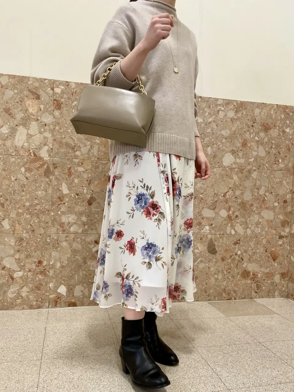 23区 スタッフ コーディネート画像