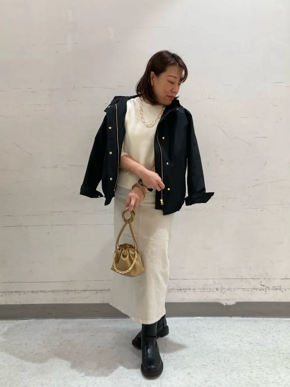  小谷 コーディネート画像